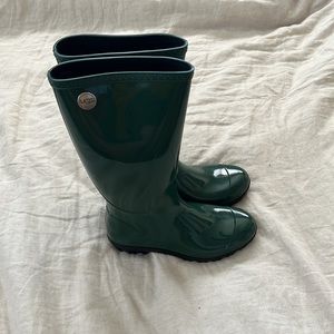 UGG Pine Rain Boots